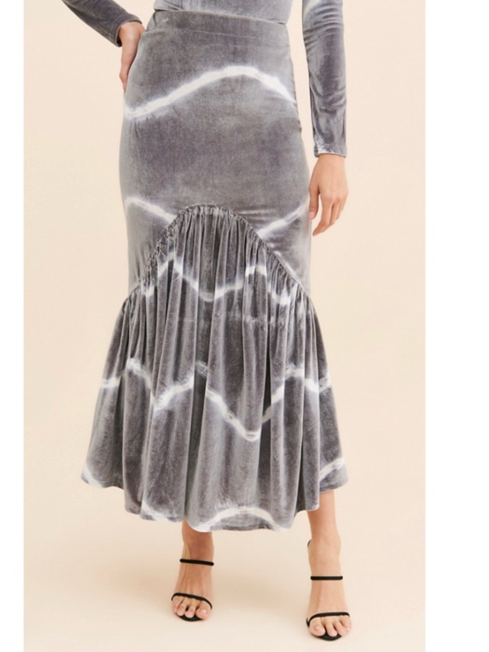 Anthropologie Norblack Norwhite Ice Aurora Velvet Pull-On Tiered Maxi Skirt Grey